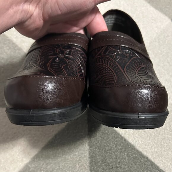 Easy Street Origin Brown Tool Floral Comfort Clogs Women's Size 8 WIDE - Picture 6 of 16